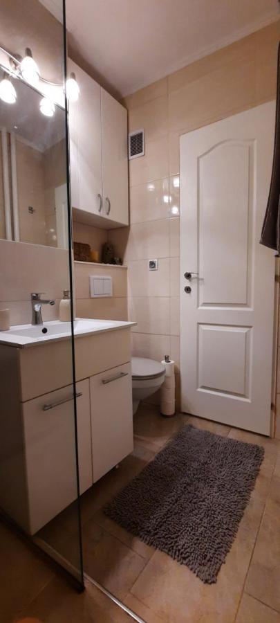 Farmec Studio Apartment Cluj Napoca Bagian luar foto